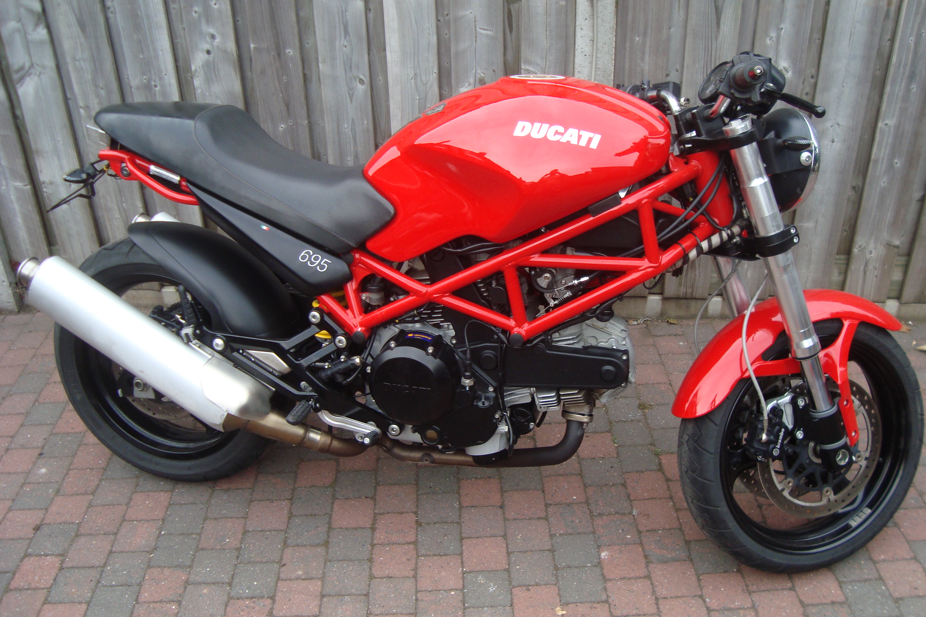 monster 695